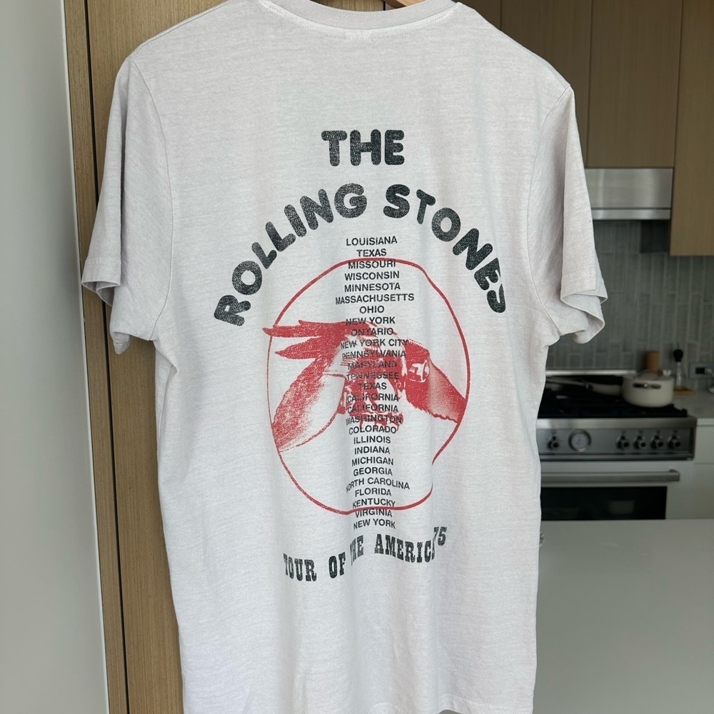 Rolling Stones  Graphic Tee - Picture 2 of 3
